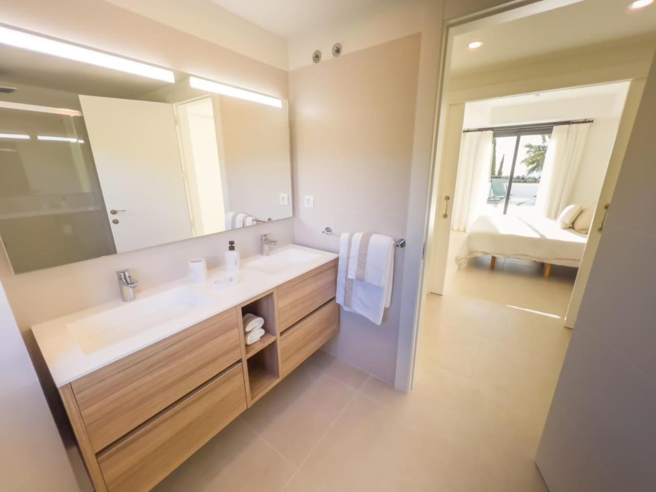 Penthouse On The Golden Mile Apartemen Marbella